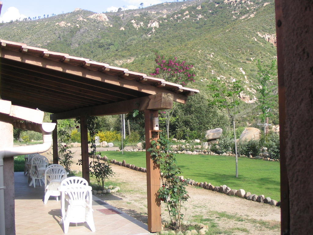 L'Ogliastru Bed & Breakfast Ucciani Eksteriør bilde